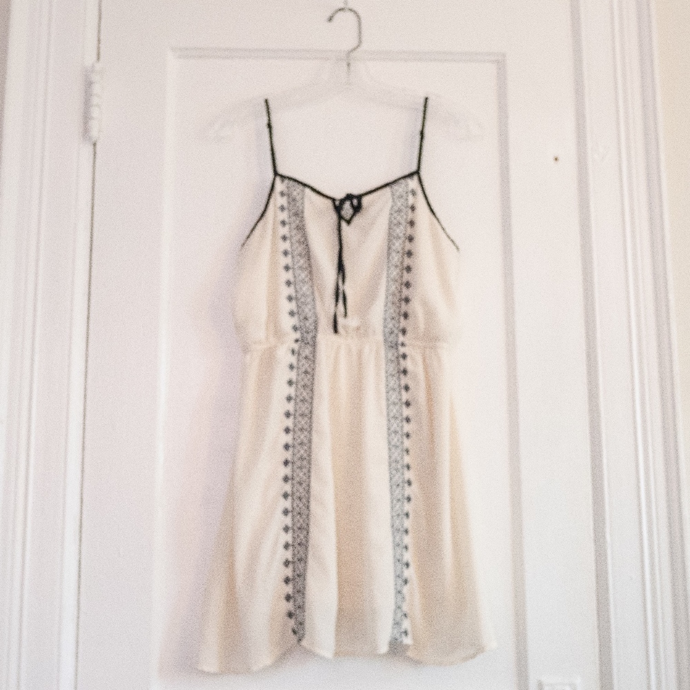 Zinga white cinched waist summer dress